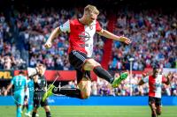 Nicolai Jorgensen viert zijn doelpunt in de Kuip